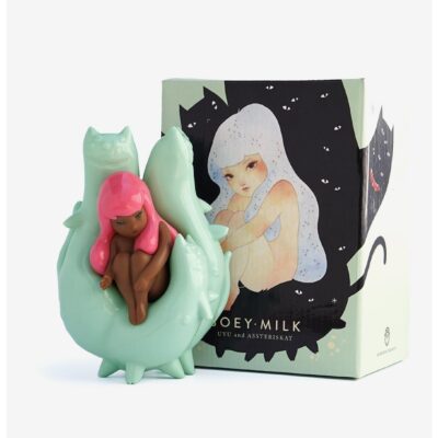 Uyu & Assteriskat Moon Jelly Vinyl Figure