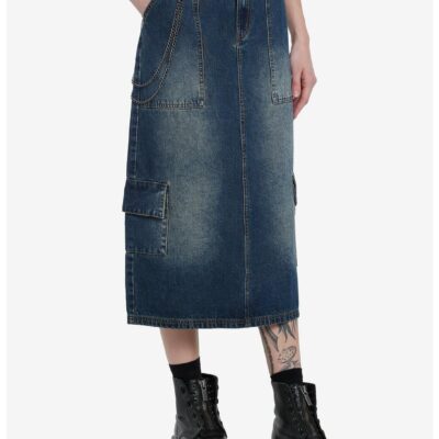 Social Collision Dark Wash Cargo Denim Midi Skirt With Chain