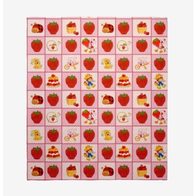 Strawberry Shortcake Checkered Throw Blanket