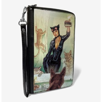 DC Comics Catwoman Issue #34 Selfie Variant Comic Zip Around Wallet